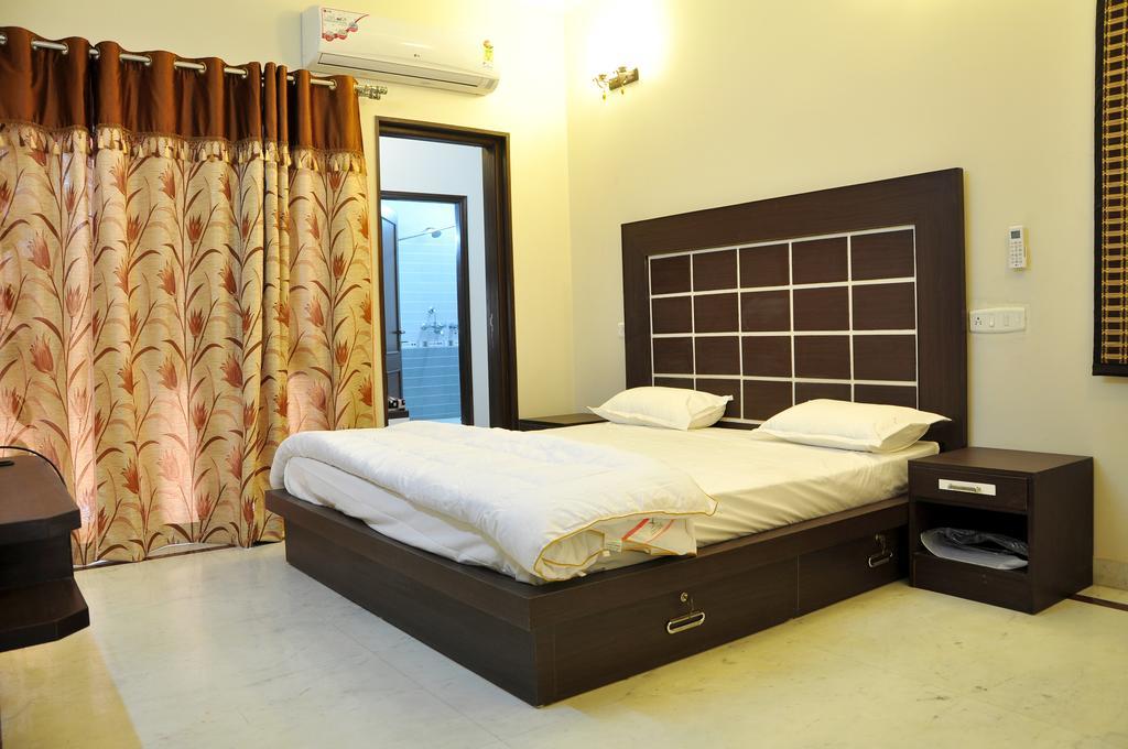 Mohini Home Stay Agra  Room photo